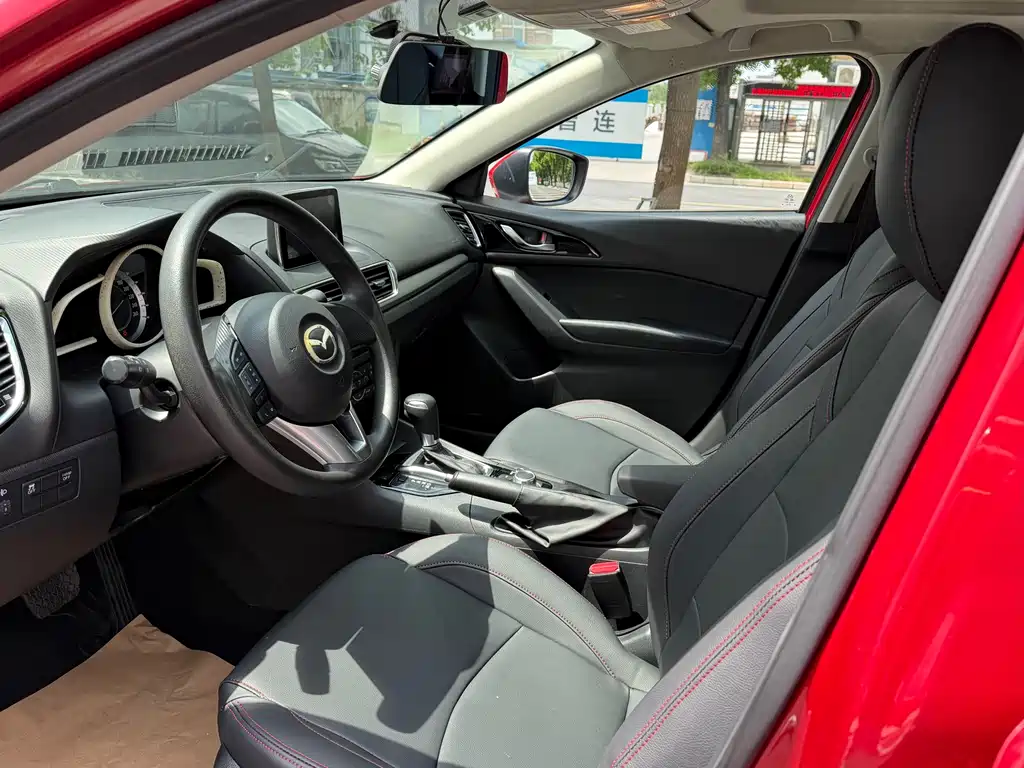 Mazda 3 Axela — миниатюра 9