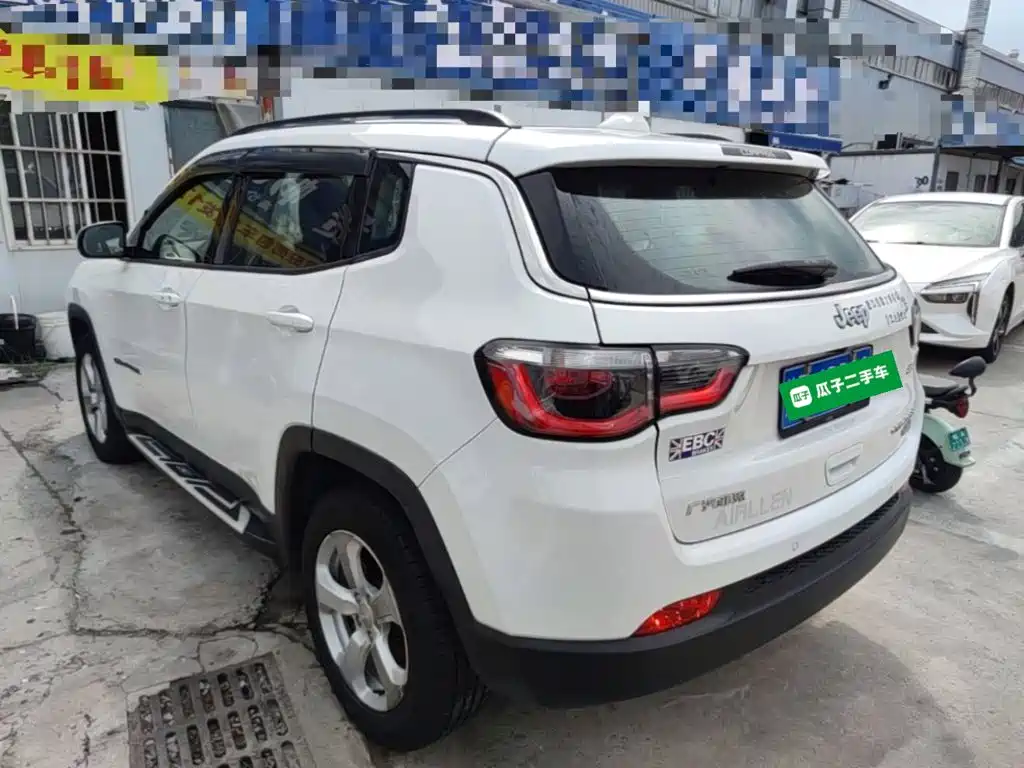Jeep Compass — миниатюра 5