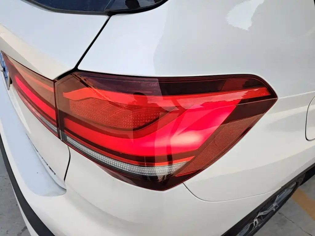 BMW X1 — миниатюра 8