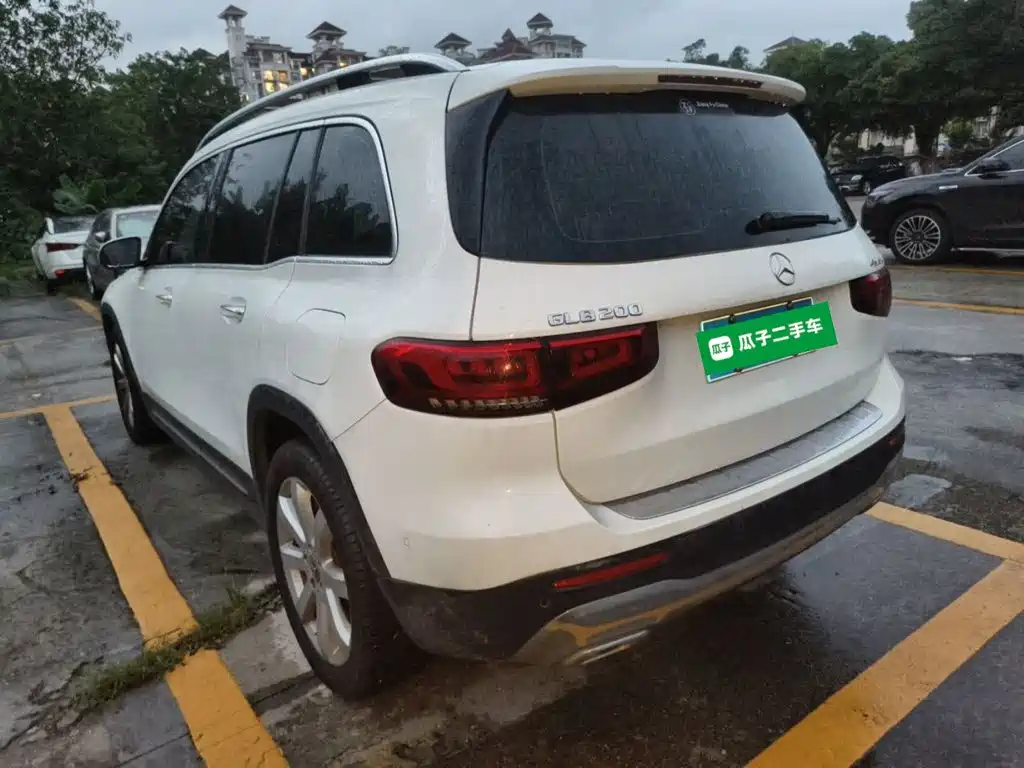Mercedes-Benz GLB — миниатюра 4