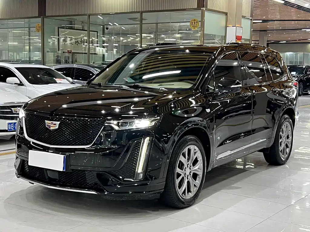 Cadillac XT6