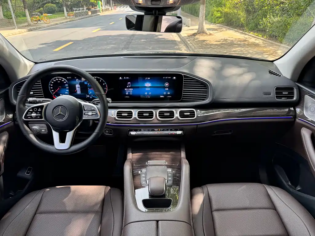 Mercedes-Benz GLE (Import) — миниатюра 15