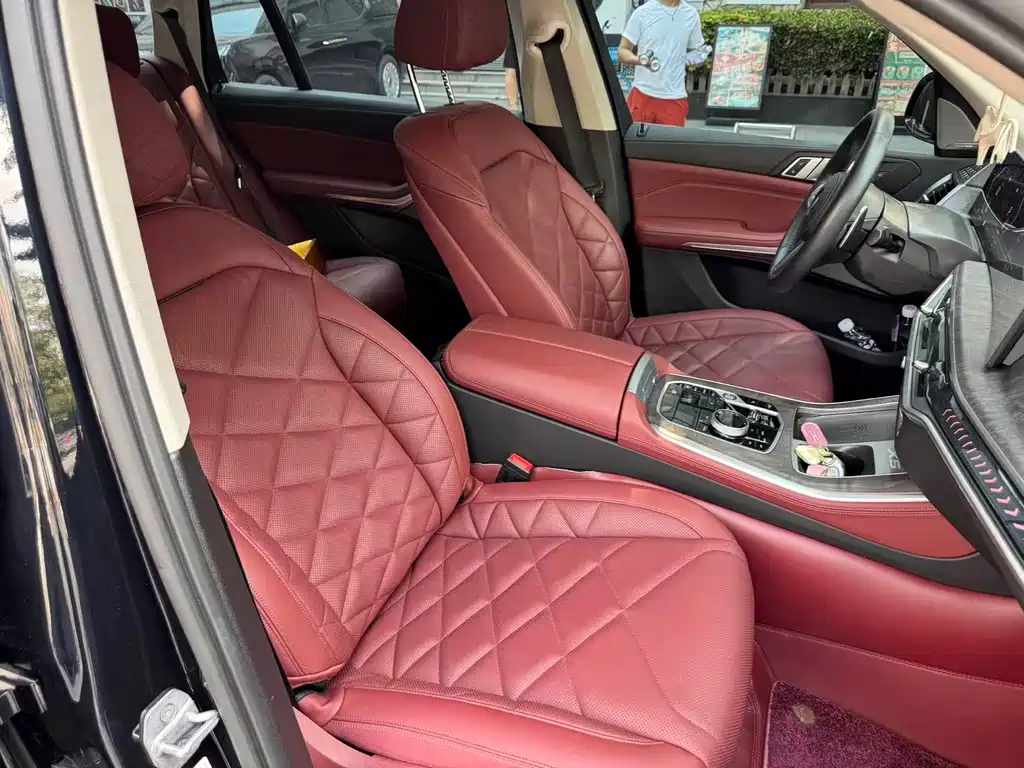 BMW X5 2023 xDrive 30Li Premium M Sport