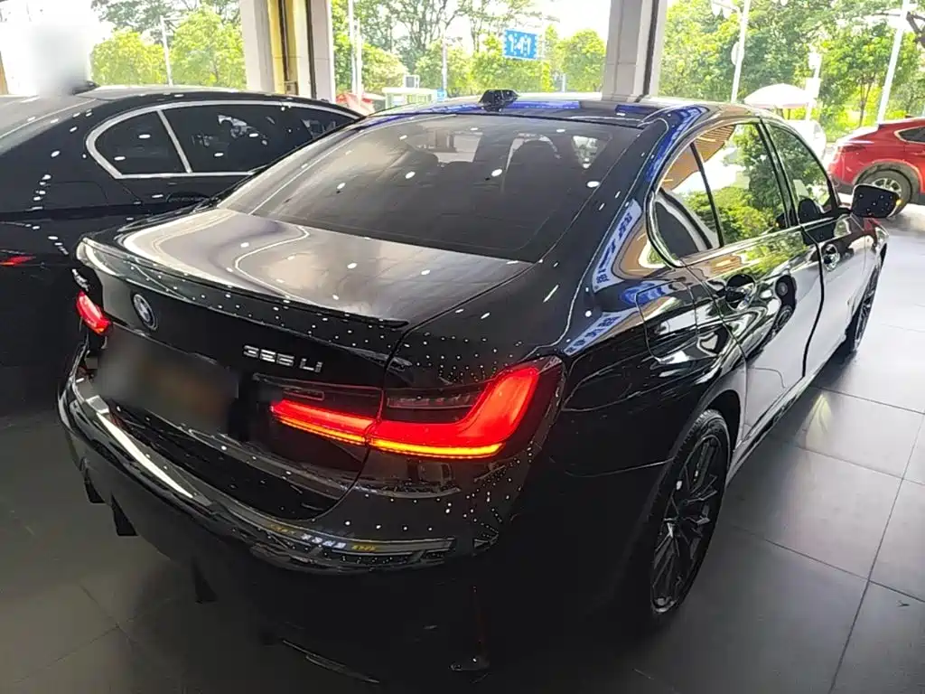 BMW 3 Series — миниатюра 7