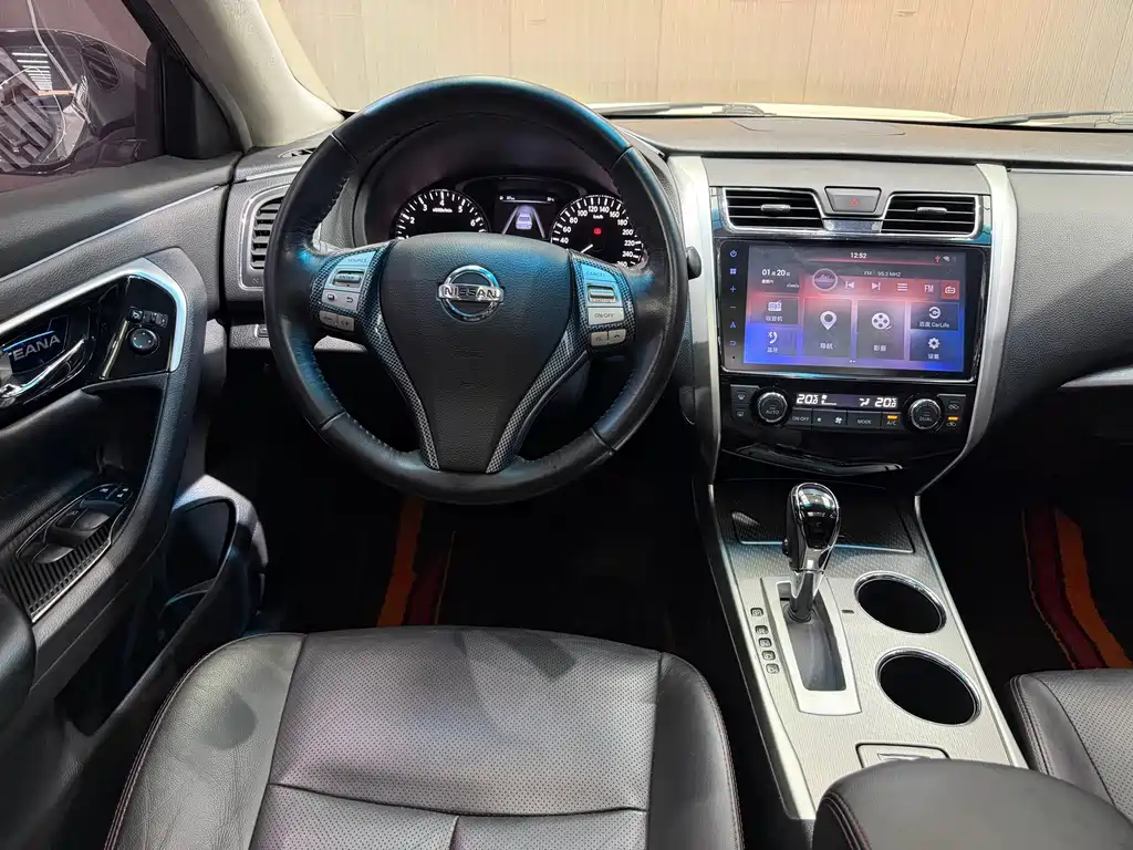 Nissan Teana — миниатюра 5