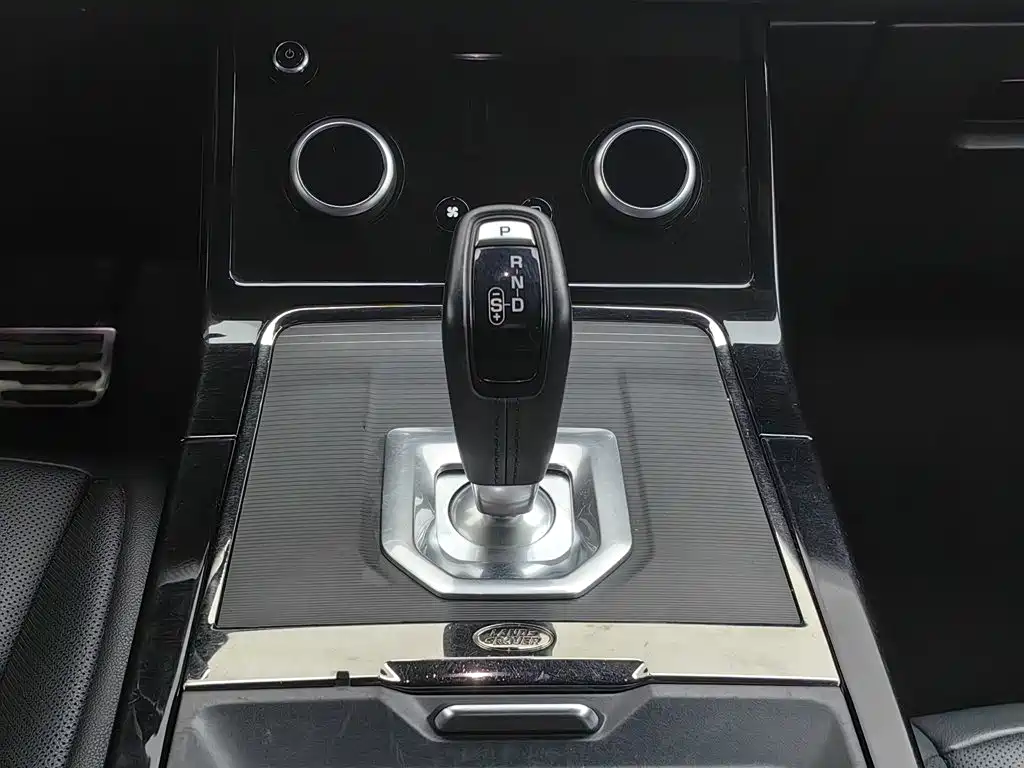 Land Rover Evoque — миниатюра 13