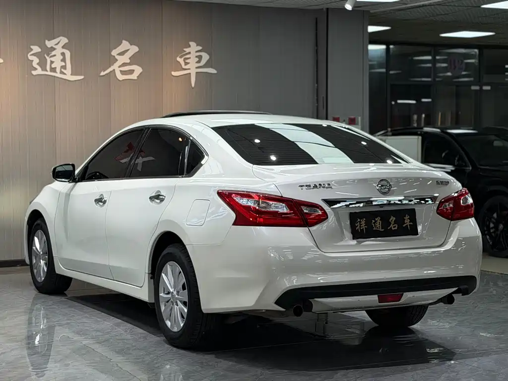 Nissan Teana — миниатюра 13