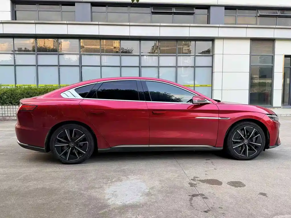 BYD Han — миниатюра 6