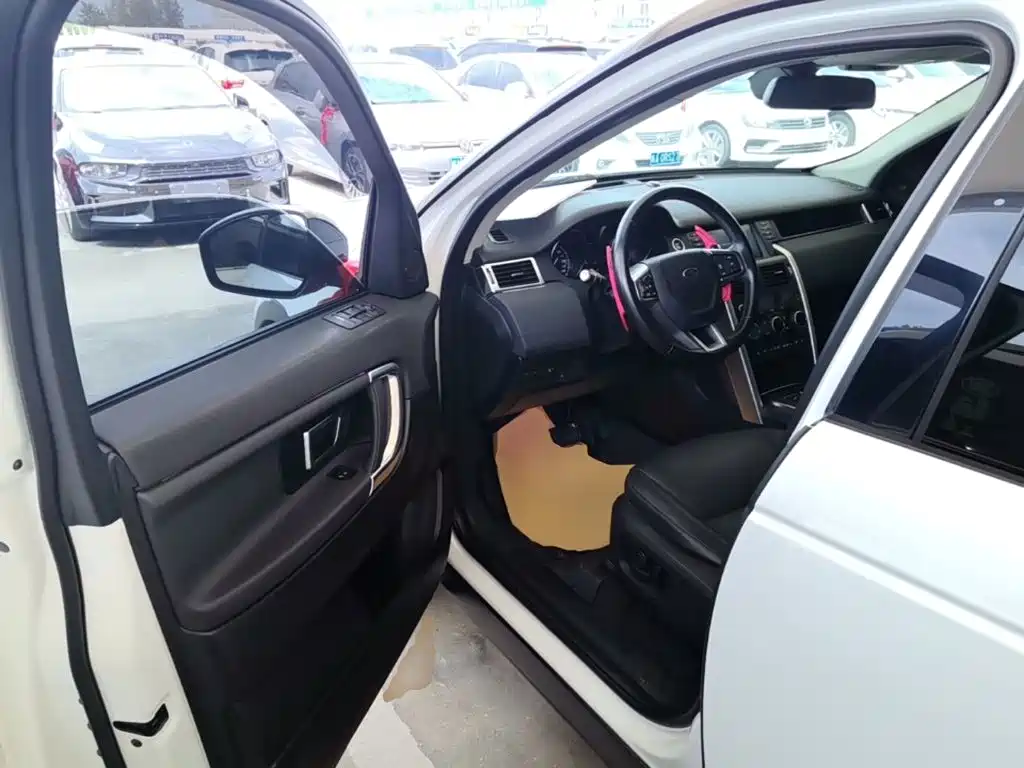 Land Rover Discovery Sport — миниатюра 16