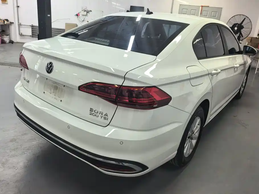 Volkswagen Bora — миниатюра 3