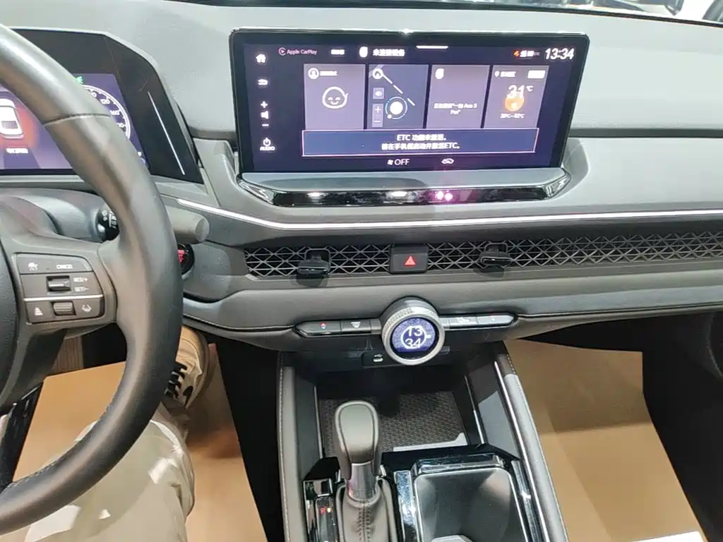 Honda Accord — миниатюра 13