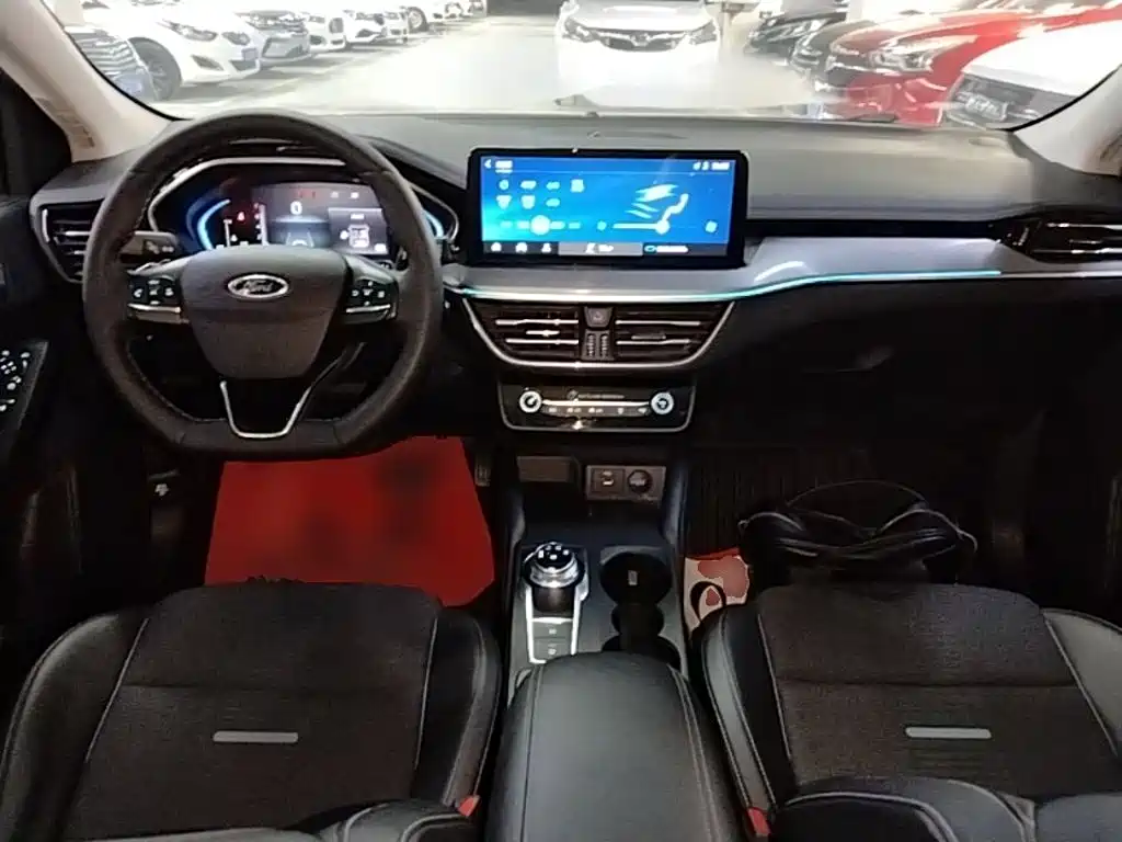 Ford Focus Active — миниатюра 6