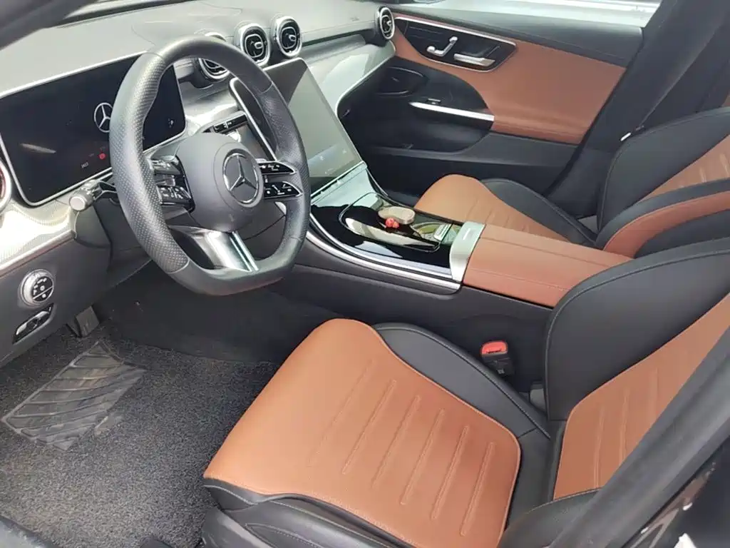 Mercedes-Benz C-Class — миниатюра 15