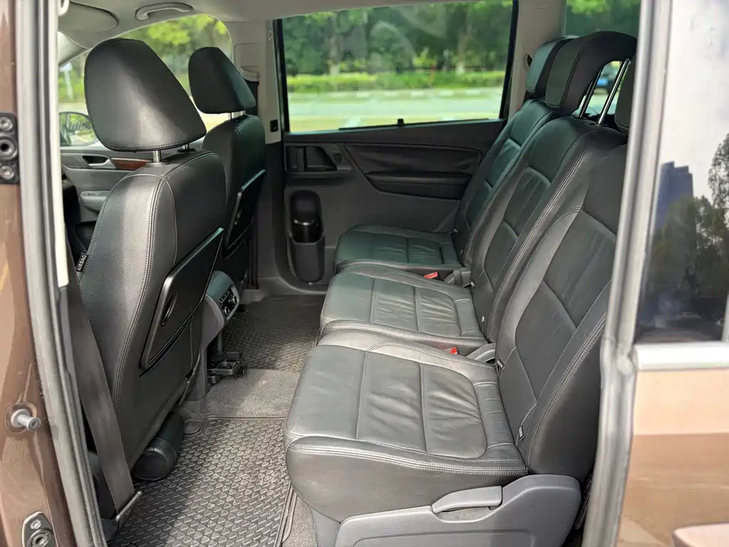 Volkswagen Sharan — миниатюра 7