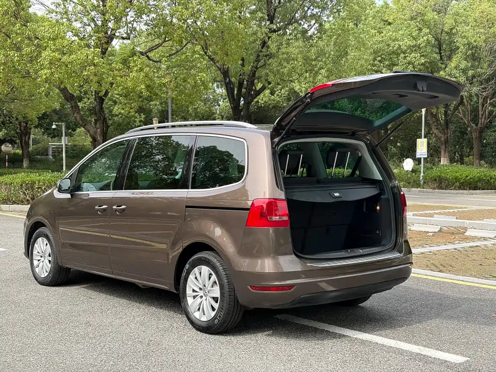 Volkswagen Sharan — миниатюра 11