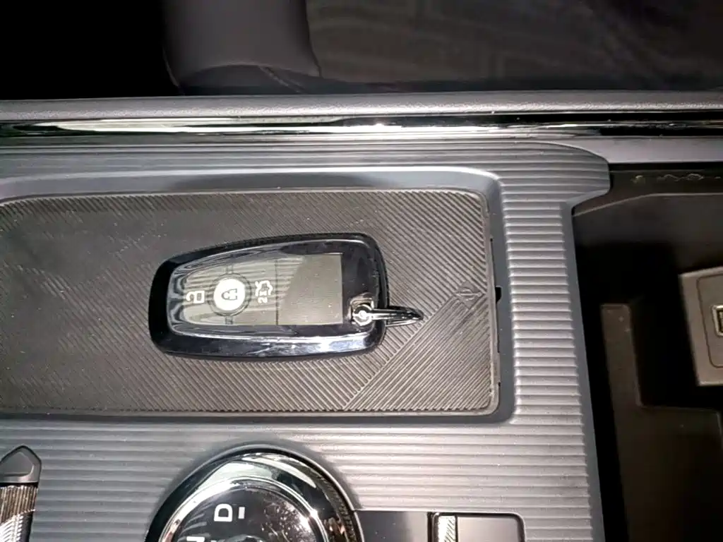Ford Mondeo — миниатюра 9