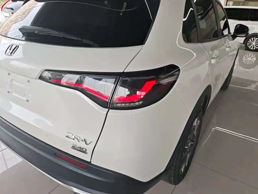 Honda ZR-V — миниатюра 8