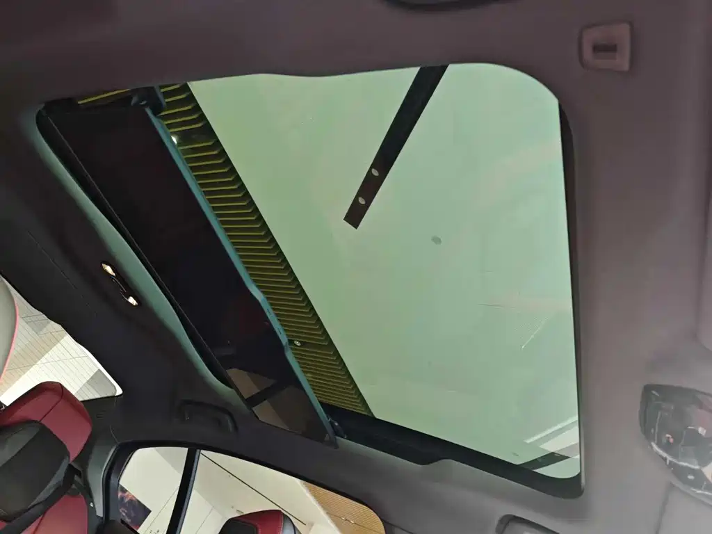 BMW i5 — миниатюра 7