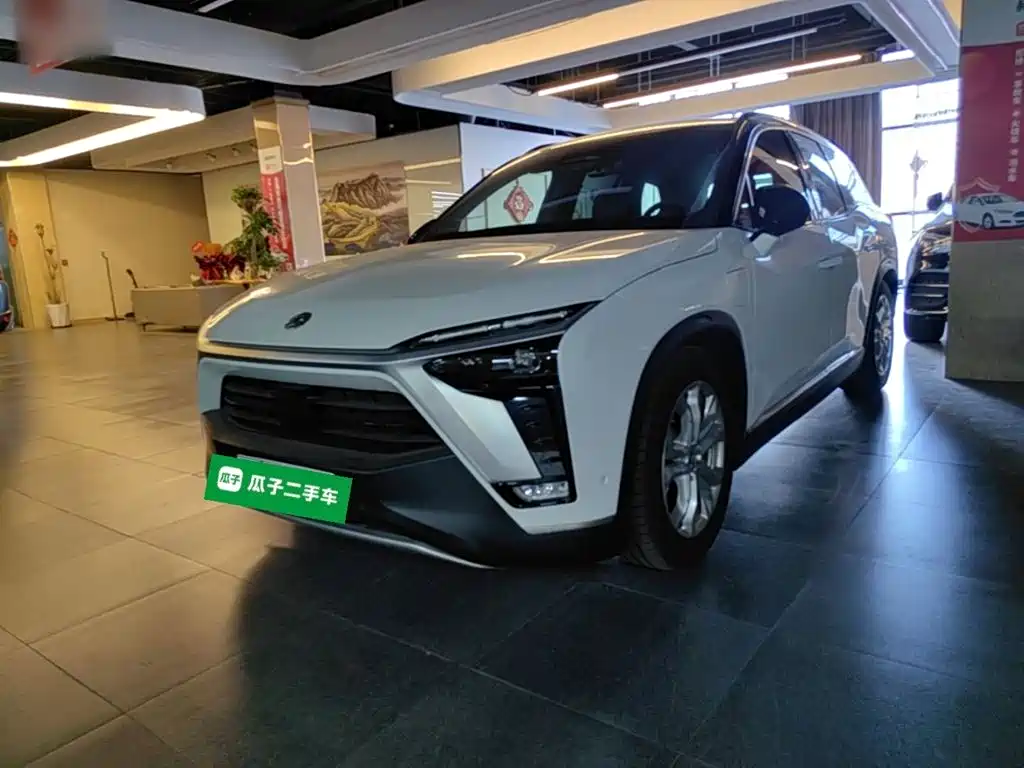 NIO ES8 — миниатюра 2
