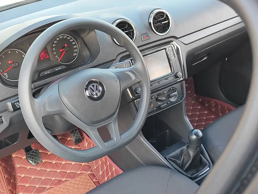 Volkswagen Jetta — миниатюра 10