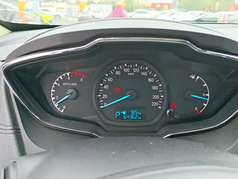 Ford Escort — миниатюра 14