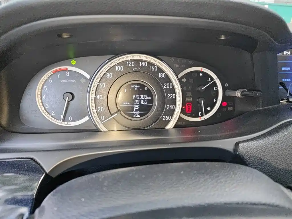 Honda Accord — миниатюра 13