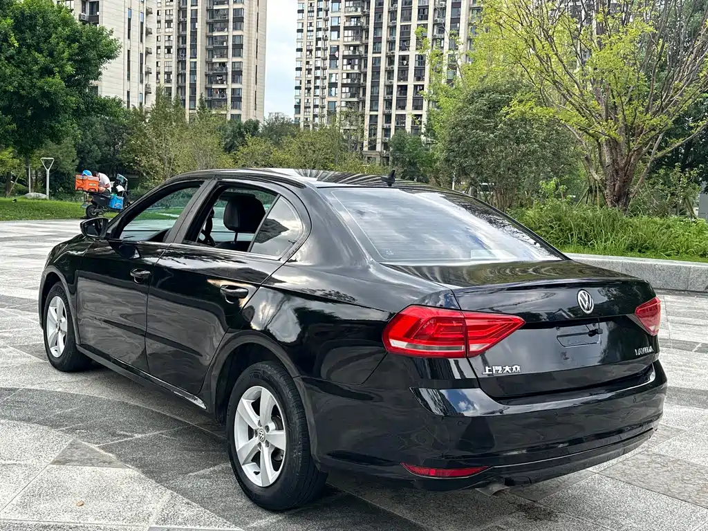 Volkswagen Lavida — миниатюра 7