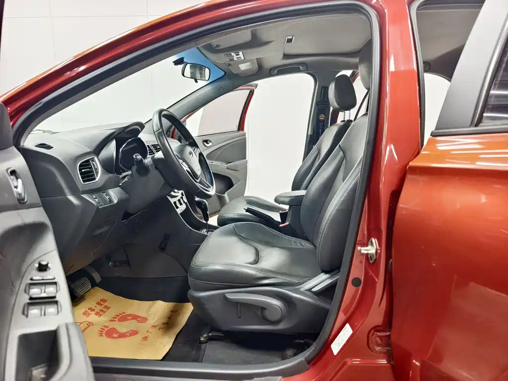 Chery Arrizo 3 — миниатюра 11