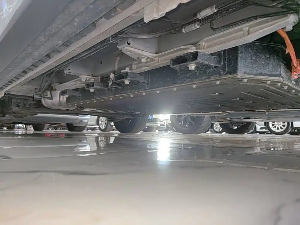 MAXUS G50 PHEV — миниатюра 21