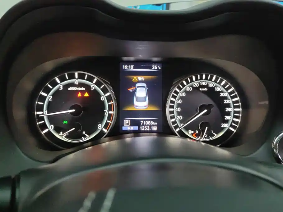 Infiniti Q50L — миниатюра 14