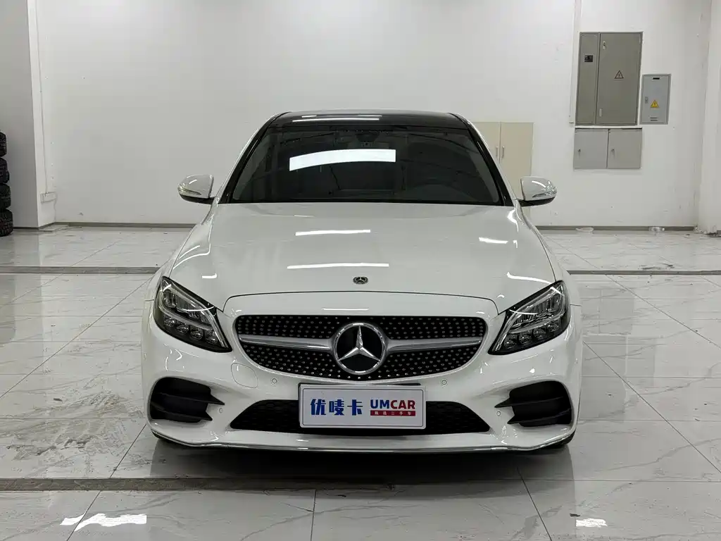 Mercedes-Benz C-Class — миниатюра 2