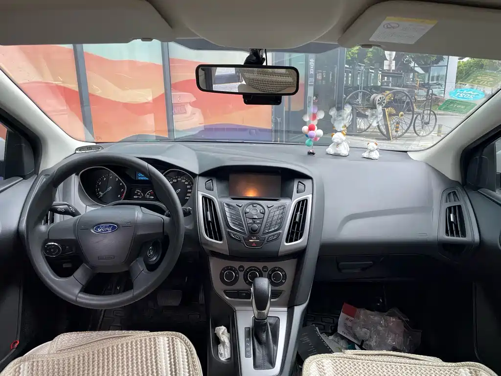 Ford Focus — миниатюра 9