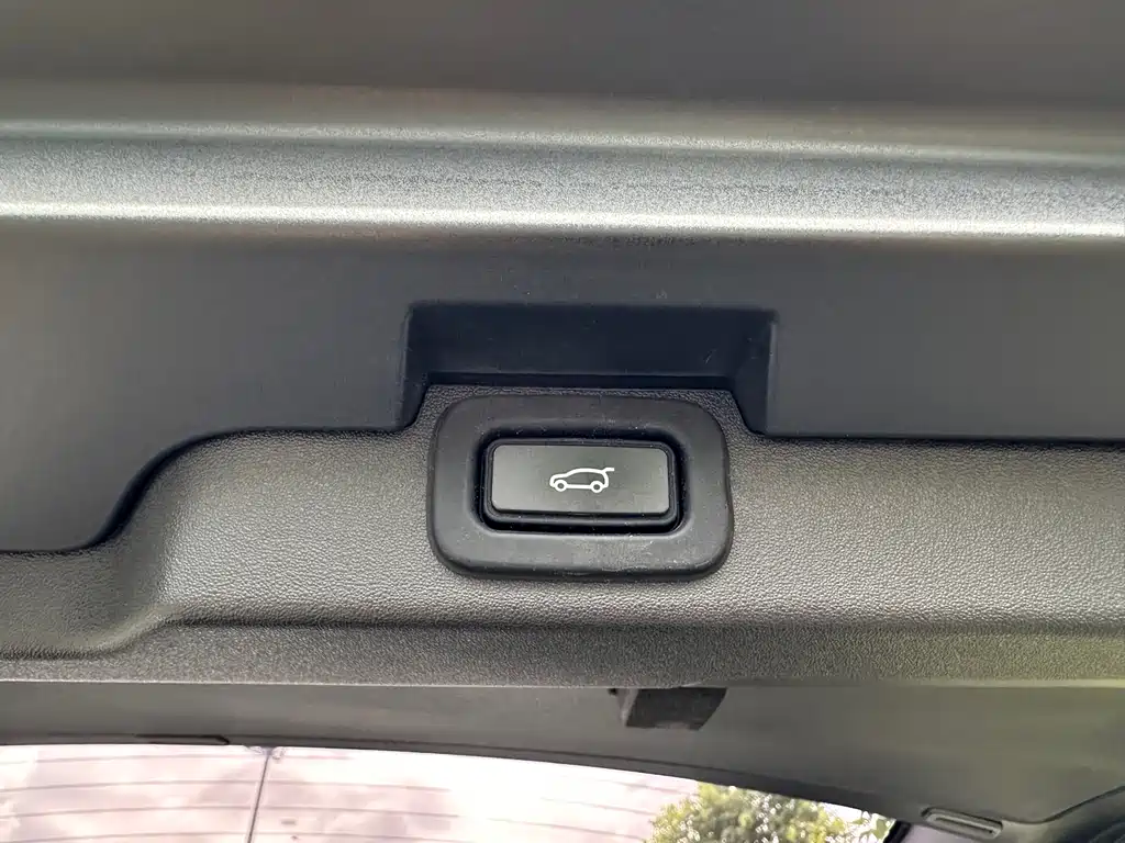 Land Rover Discovery — миниатюра 30