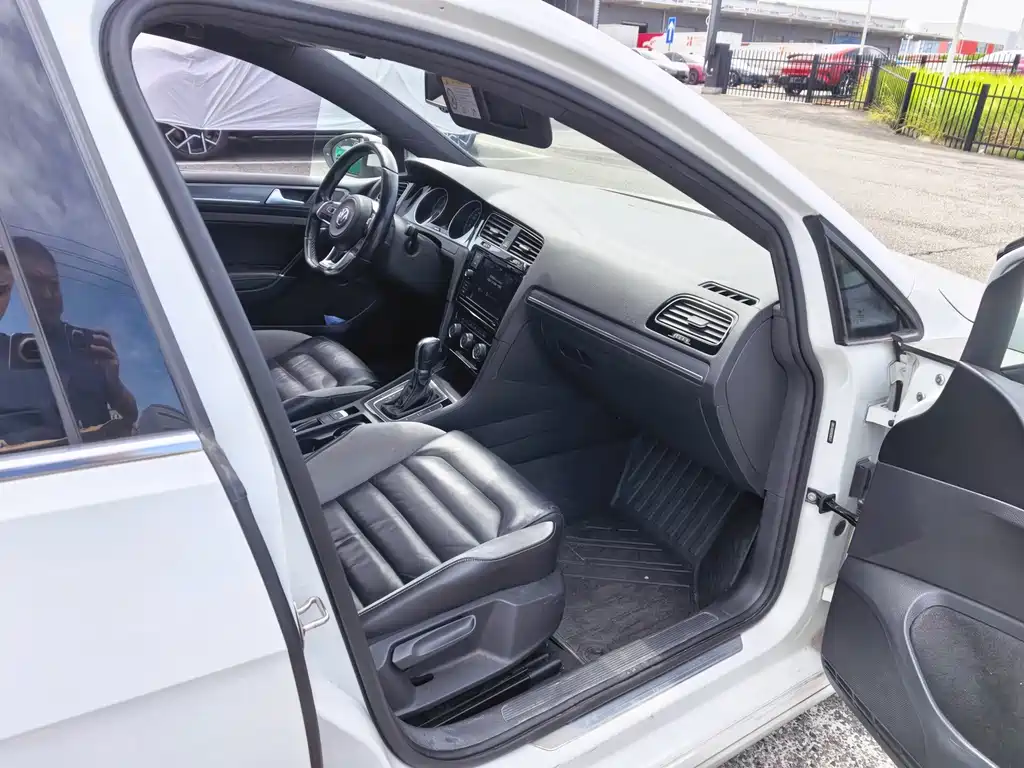 Volkswagen Golf — миниатюра 7