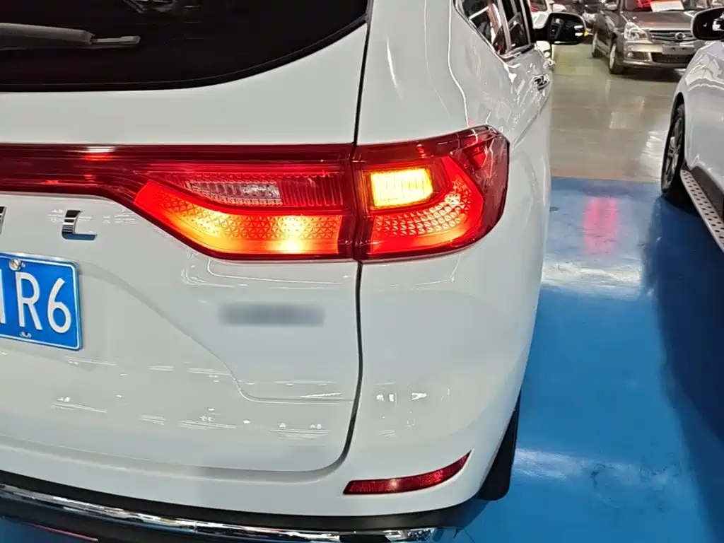 Haval M6 — миниатюра 8