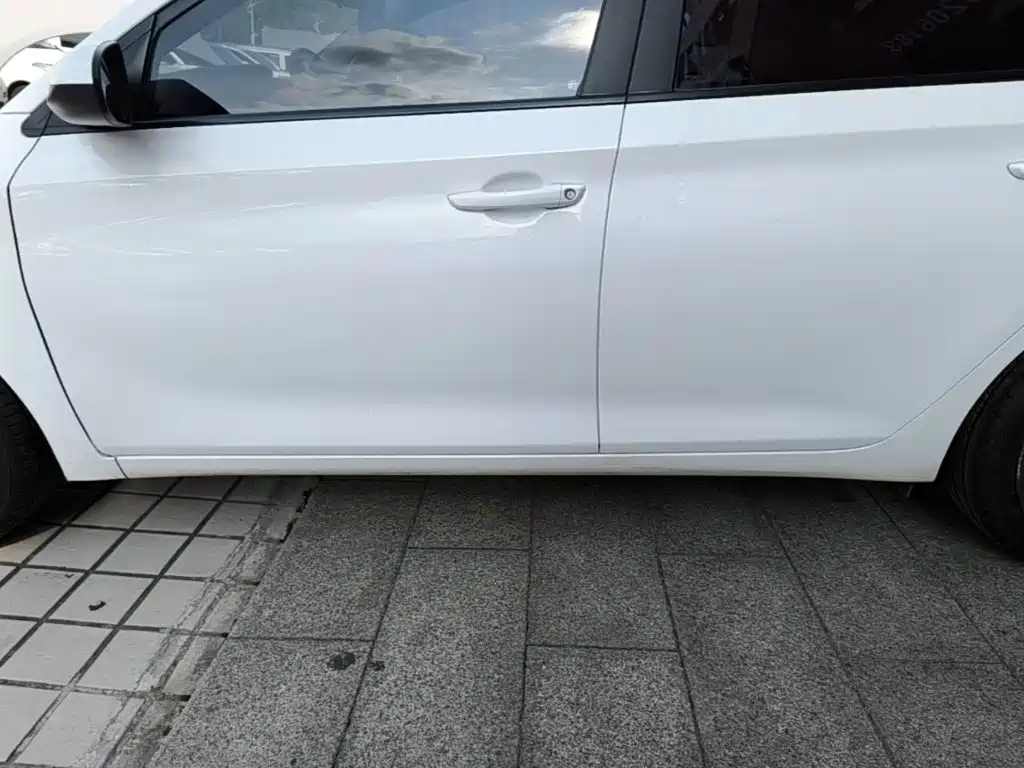 Hyundai Elantra — миниатюра 22