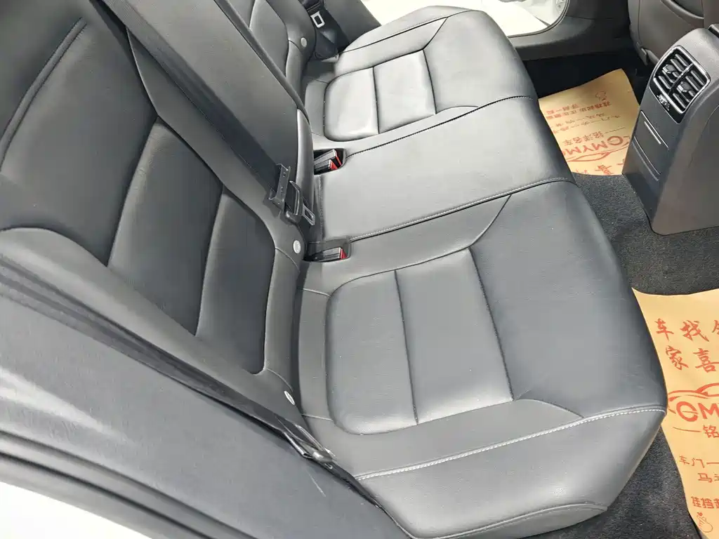 Volkswagen Sagitar — миниатюра 10