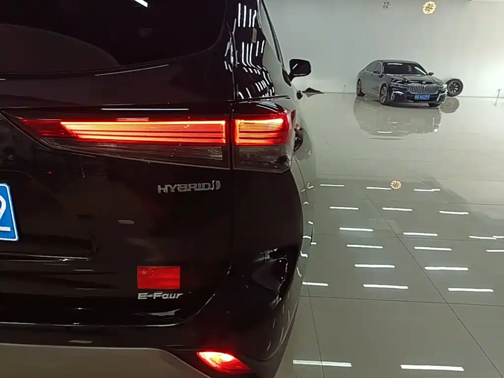 Toyota Highlander — миниатюра 8