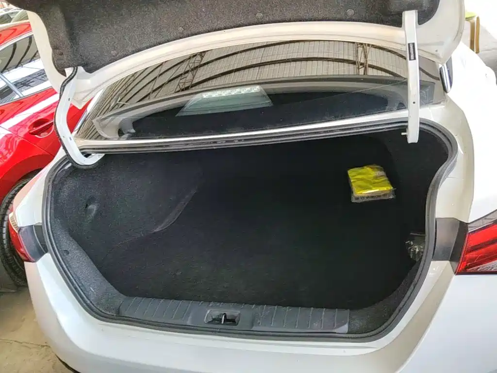 Nissan Sylphy — миниатюра 19