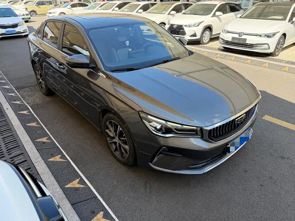 Geely Emgrand — миниатюра 3