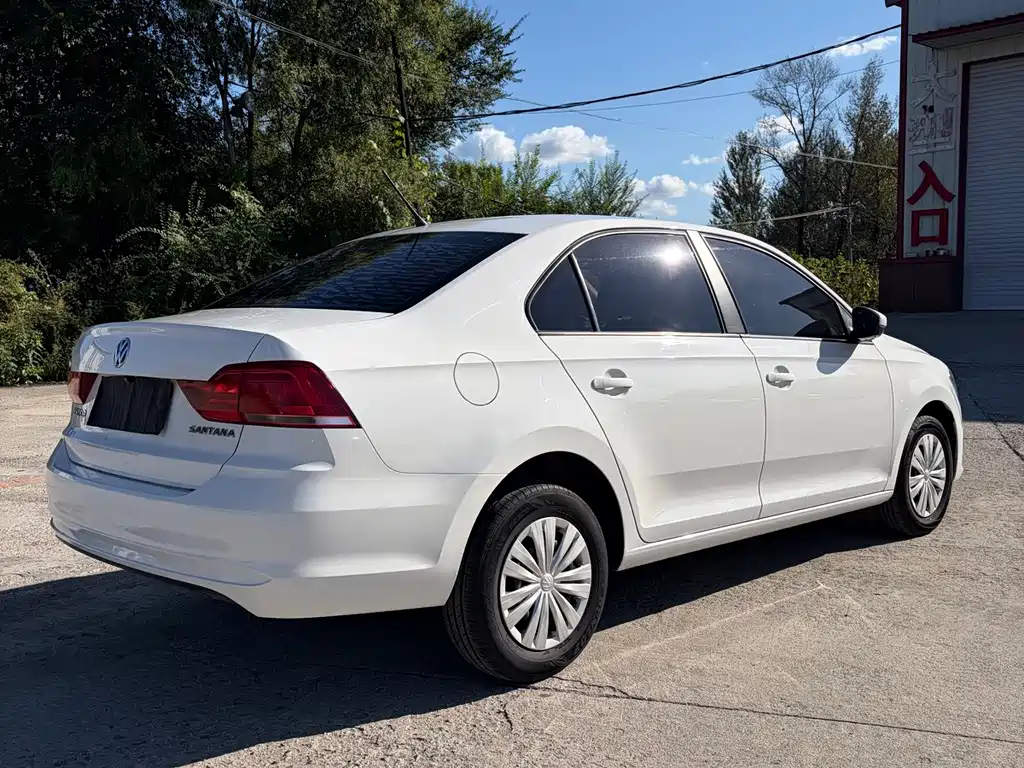 Volkswagen Santana — миниатюра 7