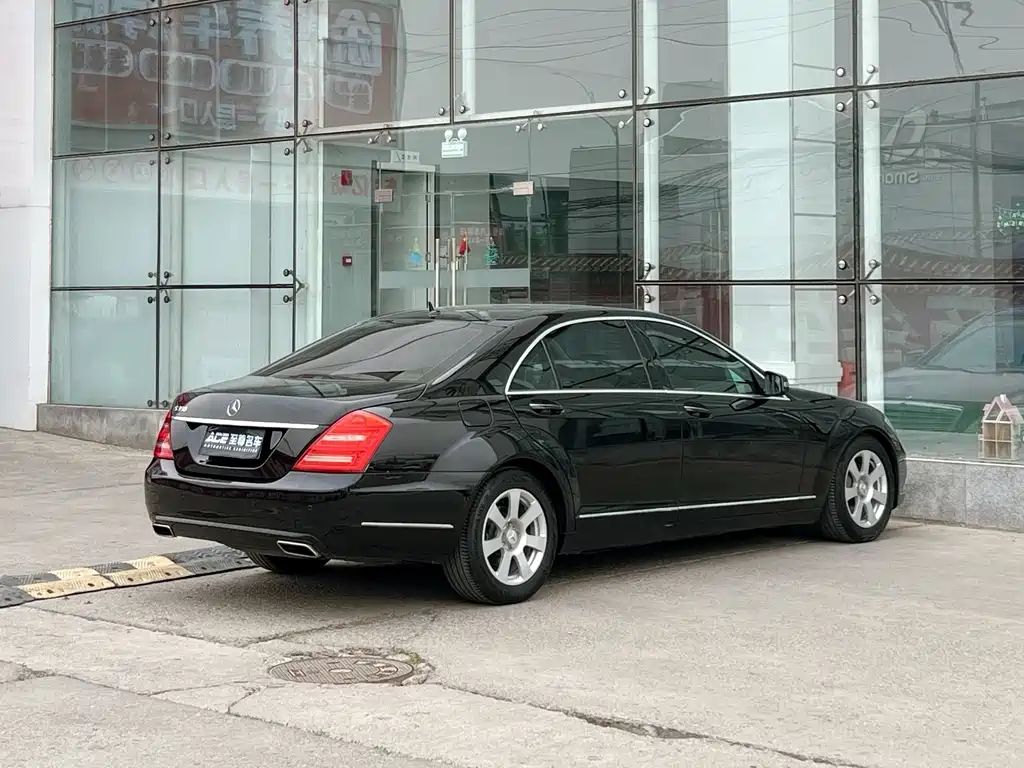 Mercedes-Benz S-Class — миниатюра 4