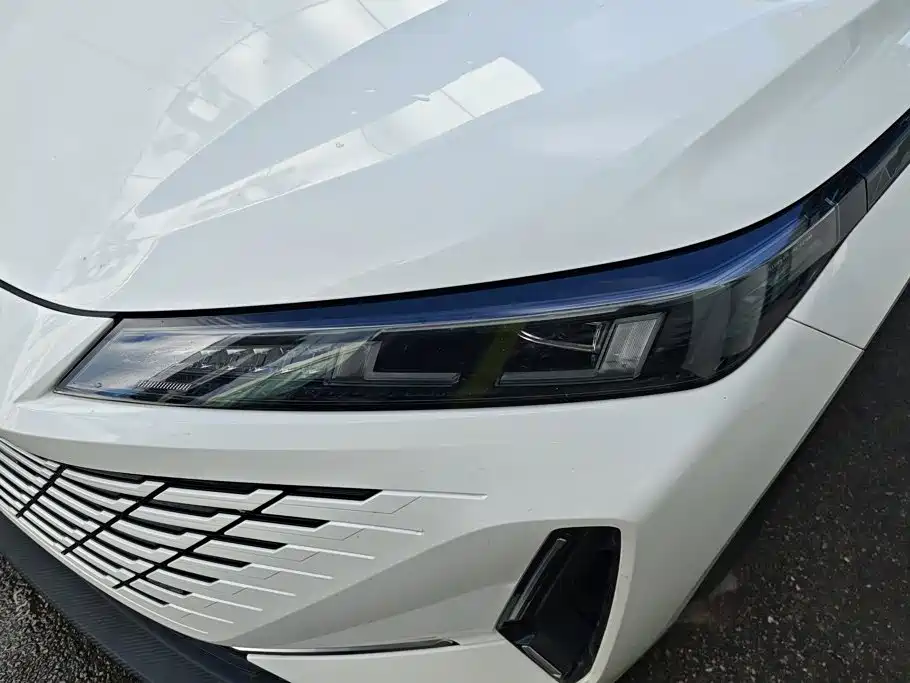 Changan Yida — миниатюра 5