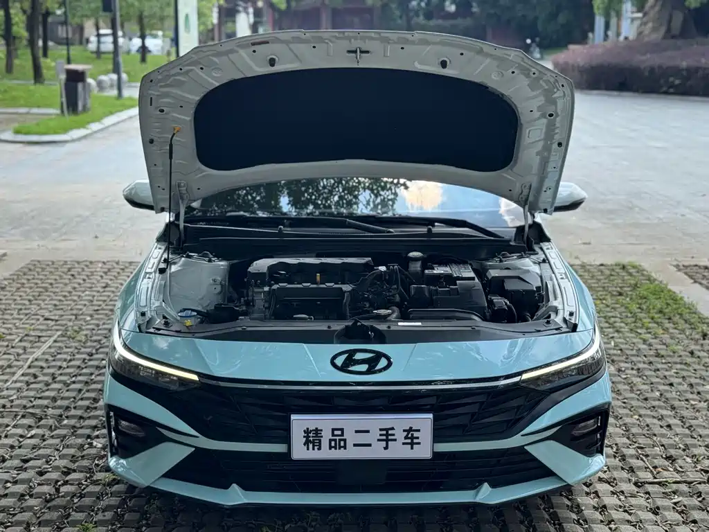 Hyundai Elantra — миниатюра 19