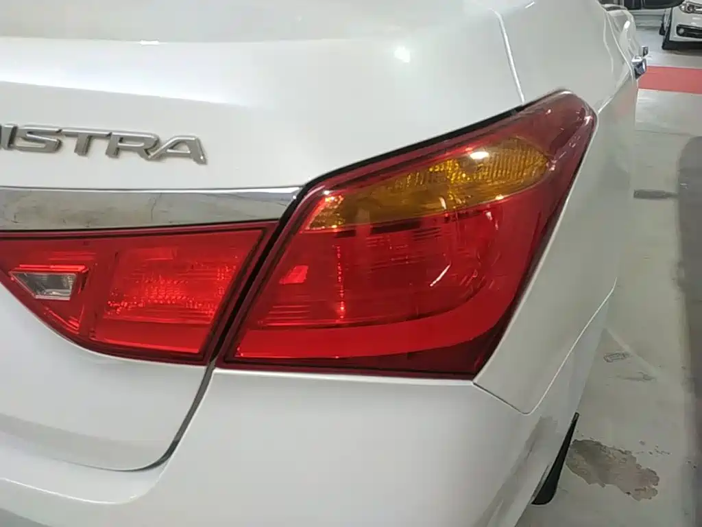 Hyundai Mistra — миниатюра 8