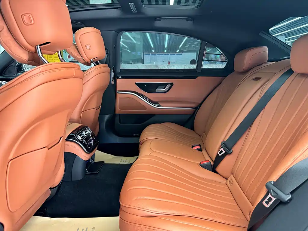 Mercedes-Benz S-Class — миниатюра 9