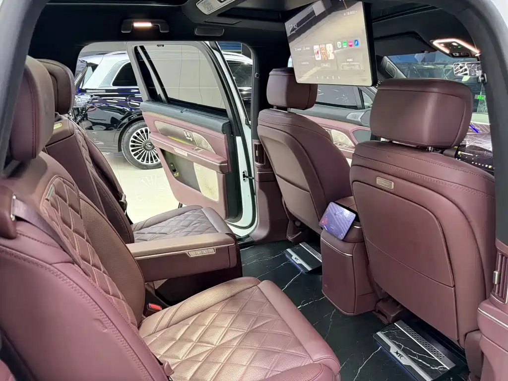NIO ES8 — миниатюра 10
