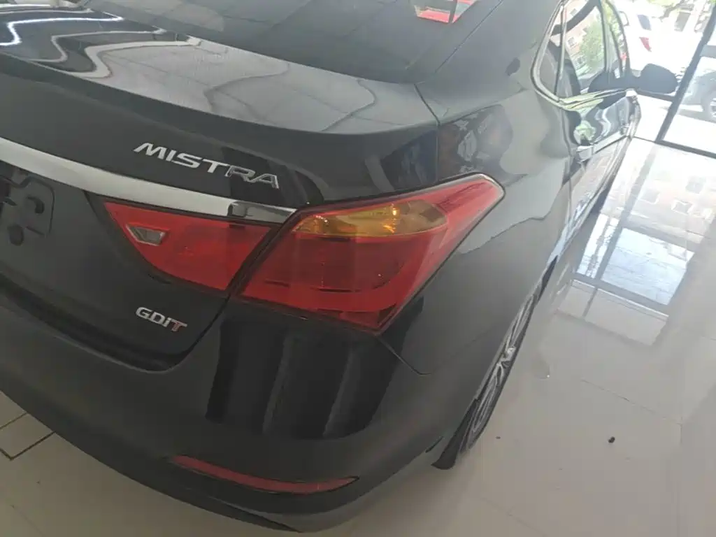 Hyundai Mistra — миниатюра 8