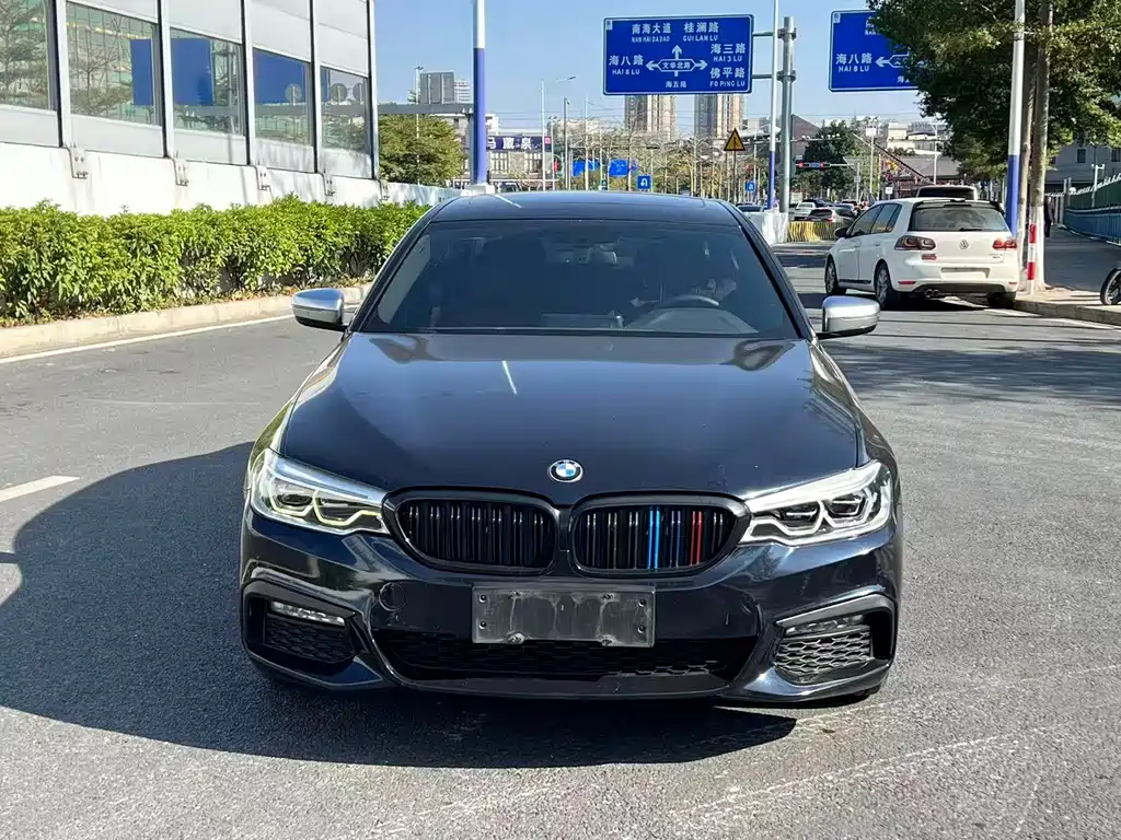 BMW 5 SERIES