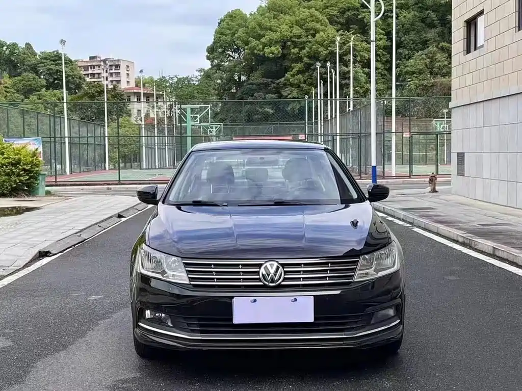 Volkswagen Lavida — миниатюра 2